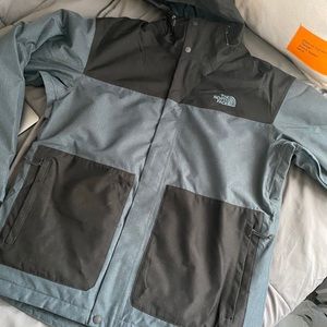 New North Face 2-in-1 jacket and fleece size large